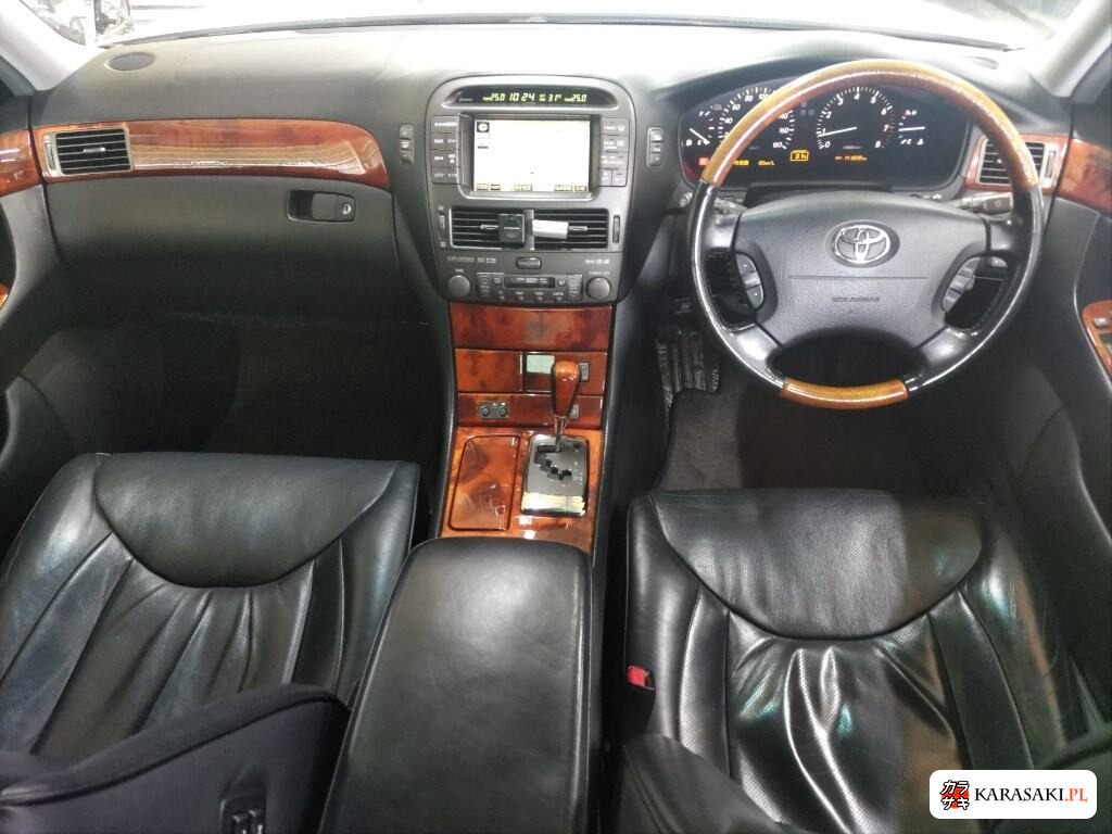 Toyota Celsior 2006 z aukcji japońskiej