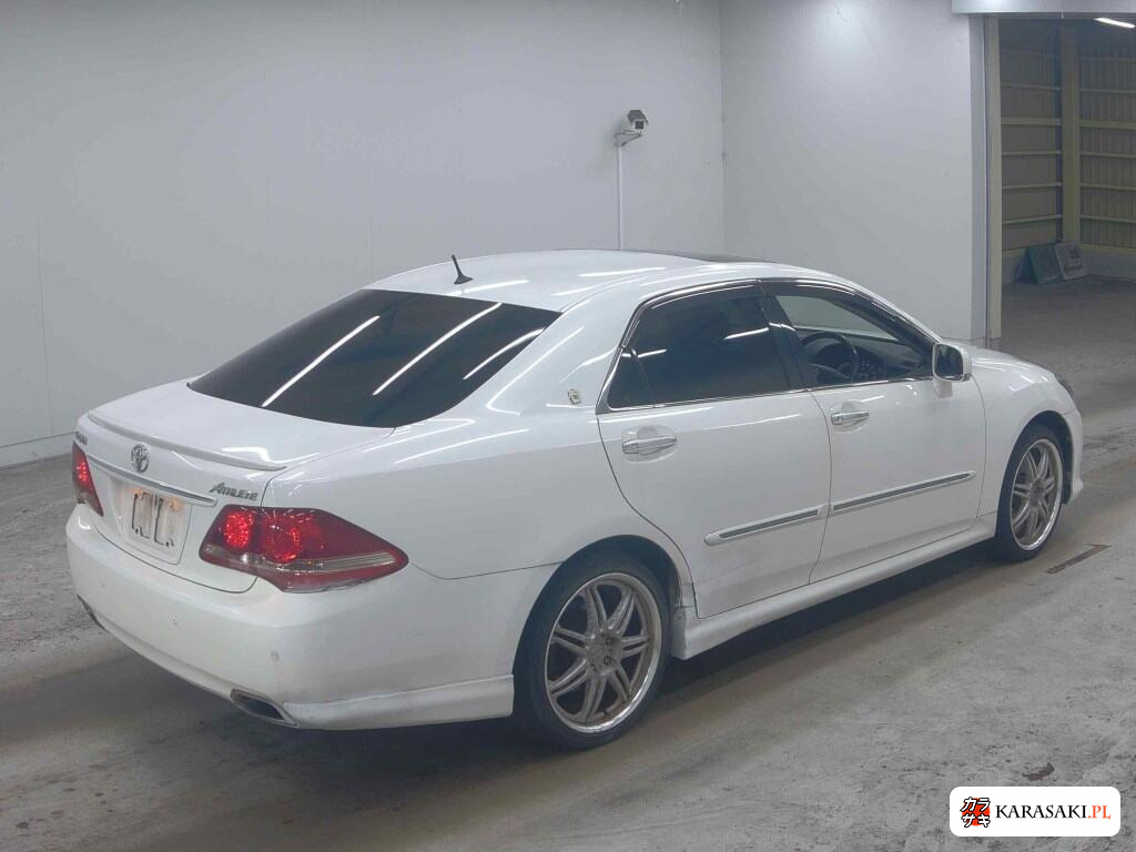 Toyota Crown 2008 z aukcji japońskiej