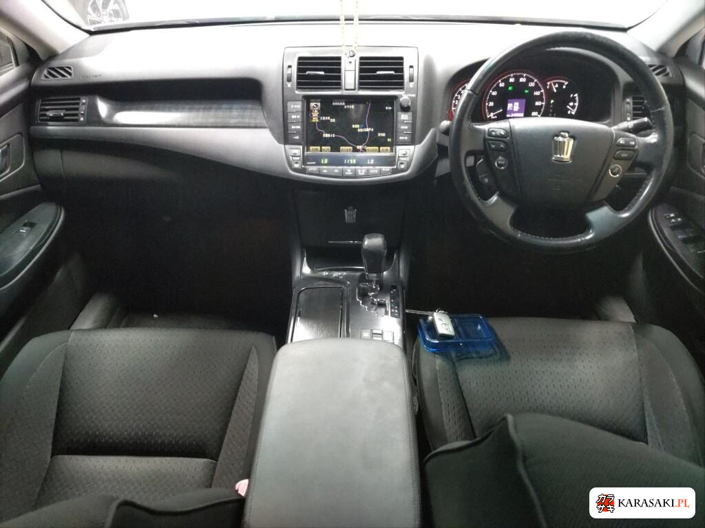 Toyota Crown 2008 z aukcji japońskiej