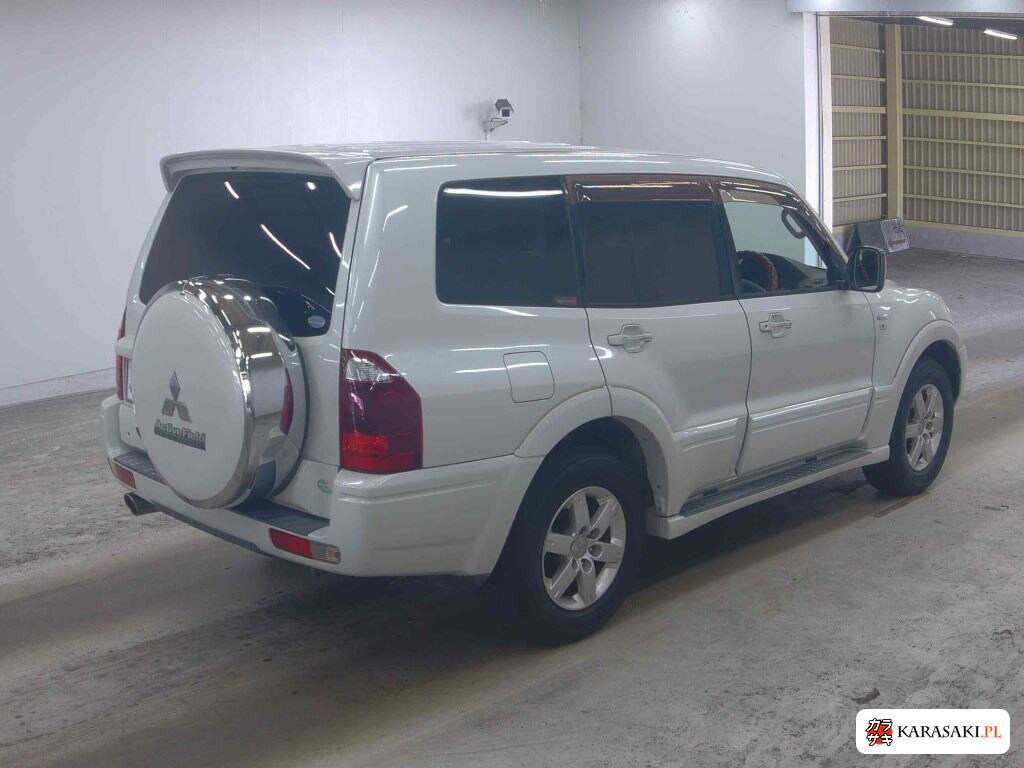 Mitsubishi Pajero 2006 from a Japanese auction