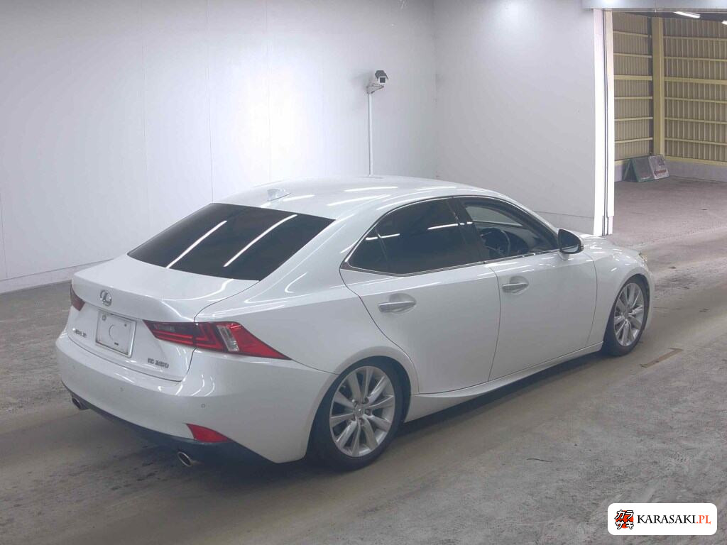 Lexus Is 2013 z aukcji japońskiej