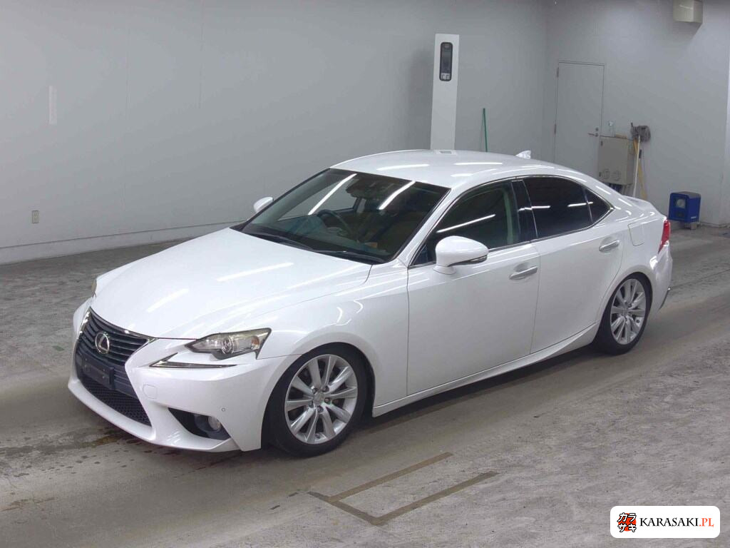 Lexus Is 2013 z aukcji japońskiej