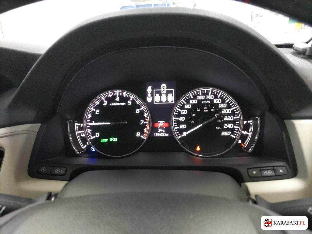 Honda Legend 2015 z aukcji japońskiej