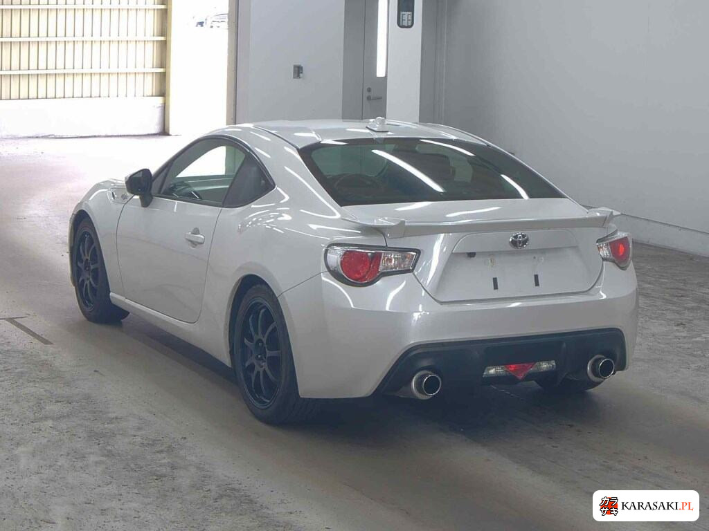 Toyota 86 2012 z aukcji japońskiej