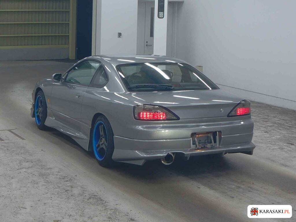 Nissan Silvia 2000 z aukcji japońskiej