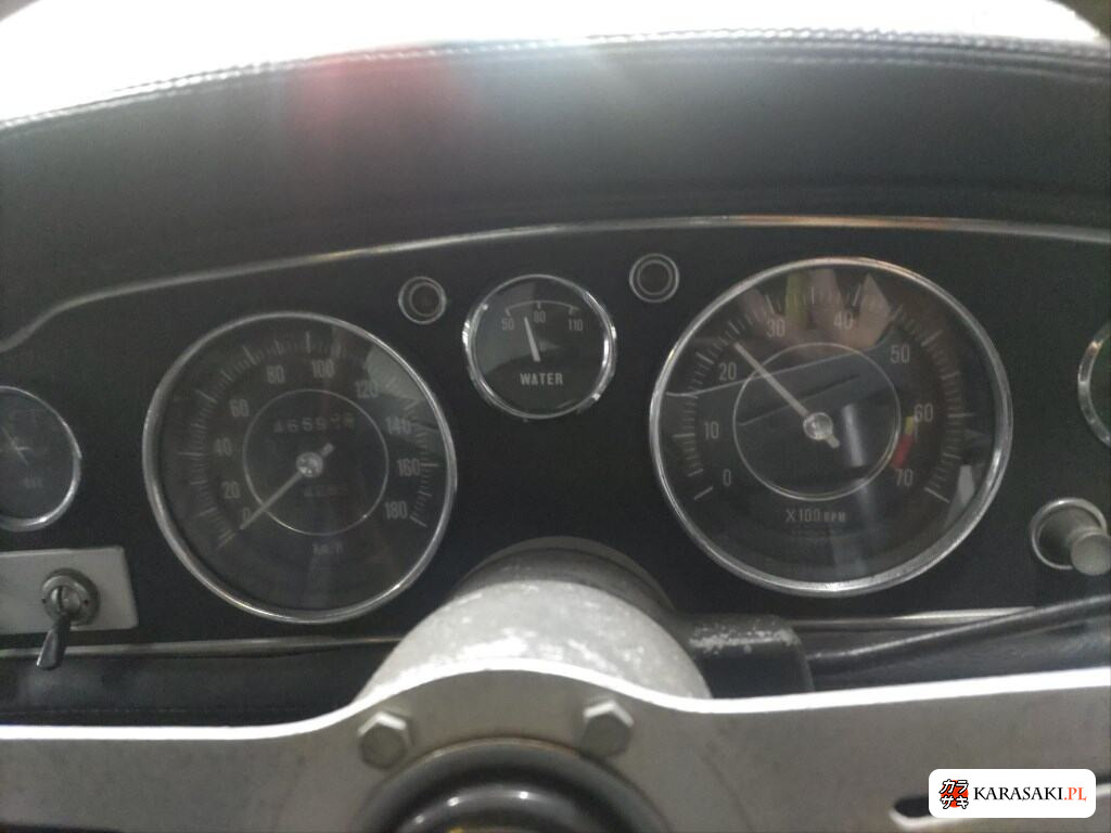 Nissan Datsun Fairlady 1966 z aukcji japońskiej