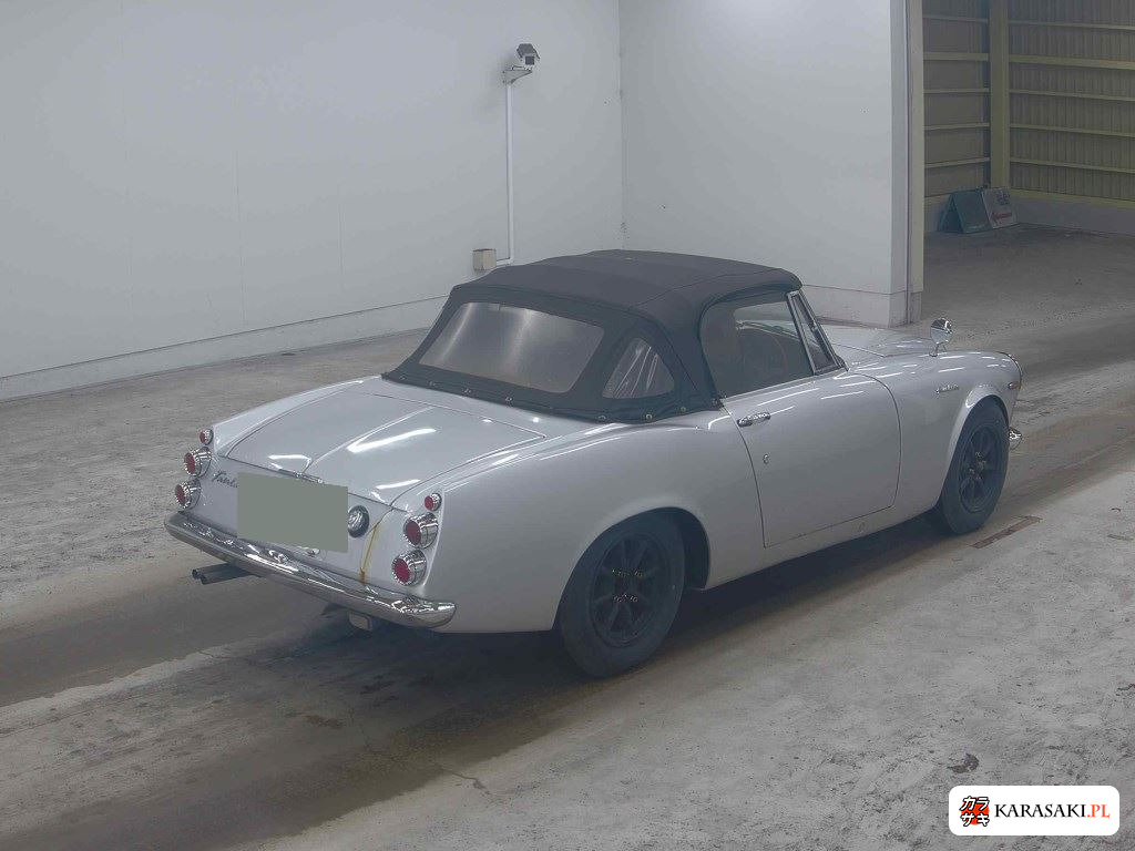 Nissan Datsun Fairlady 1966 z aukcji japońskiej
