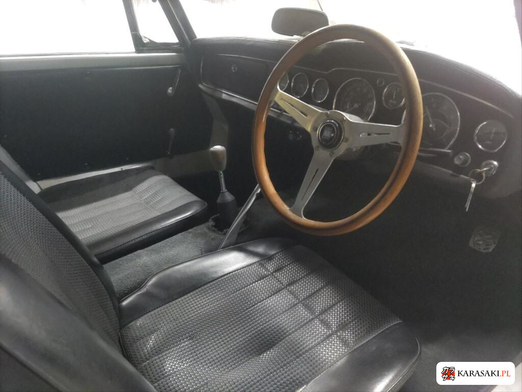 Nissan Datsun Fairlady 1966 z aukcji japońskiej