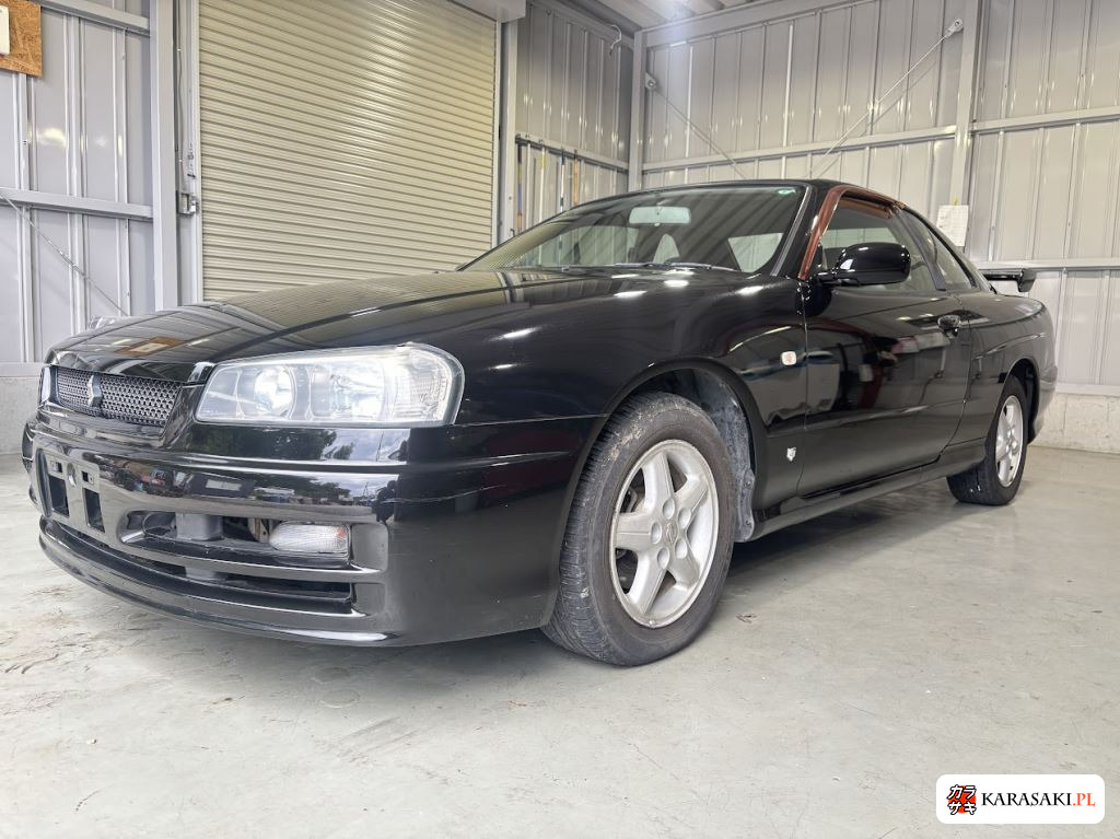 Nissan Skyline 2001 z aukcji japońskiej
