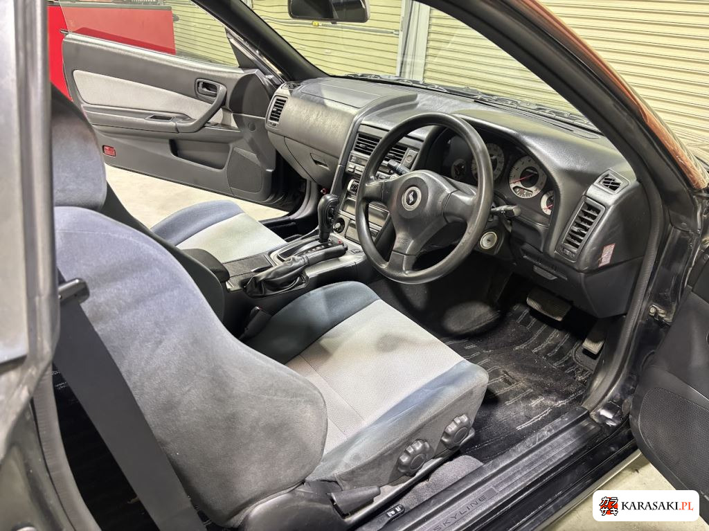Nissan Skyline 2001 z aukcji japońskiej