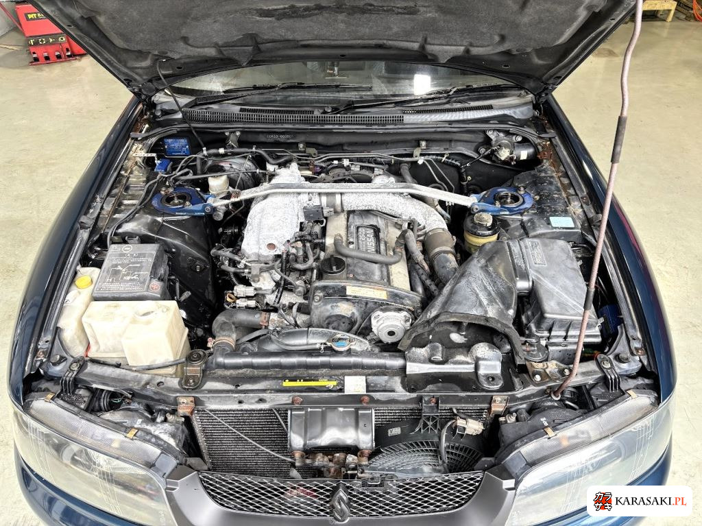 Nissan Skyline 1993 z aukcji japońskiej
