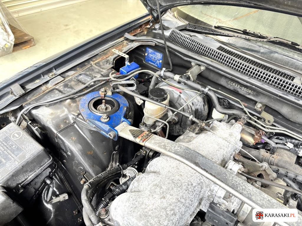 Nissan Skyline 1993 z aukcji japońskiej