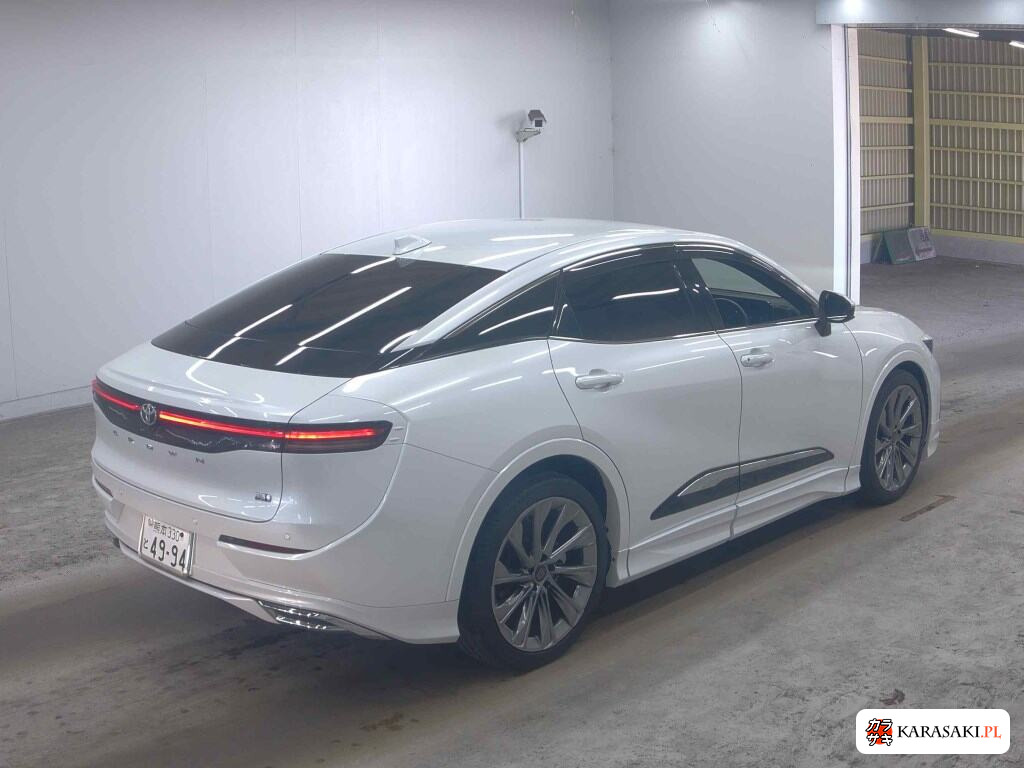 Toyota Crown Crossover 2023 z aukcji japońskiej