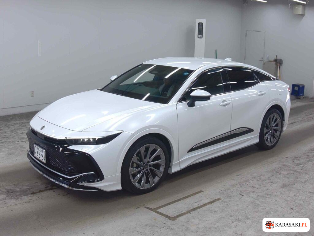 Toyota Crown Crossover 2023 z aukcji japońskiej