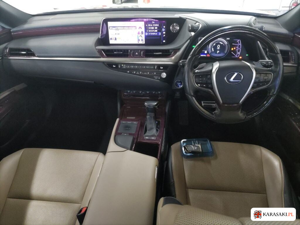 Lexus Es 2020 z aukcji japońskiej