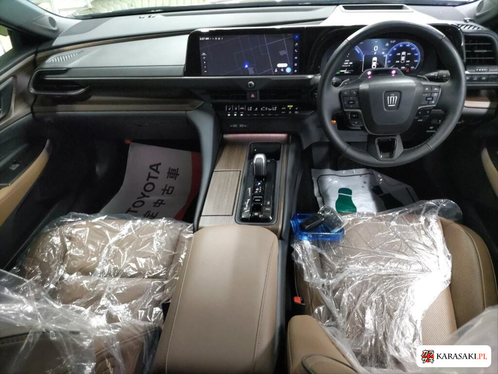 Toyota Crown 2024 z aukcji japońskiej