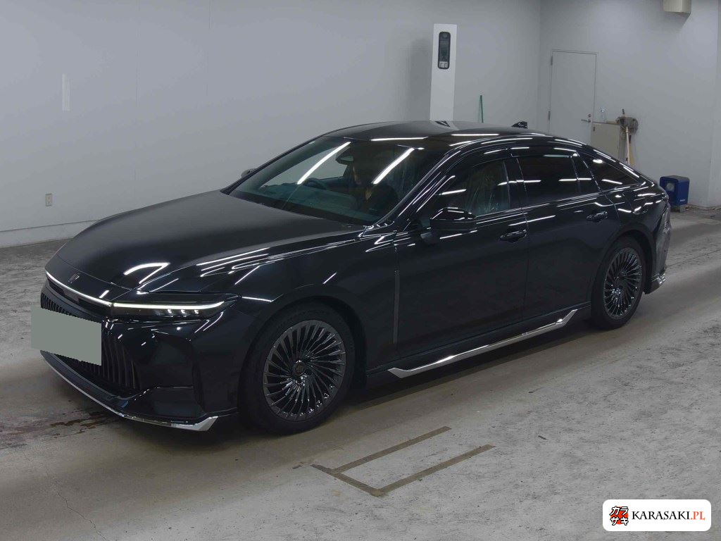 Toyota Crown 2024 z aukcji japońskiej