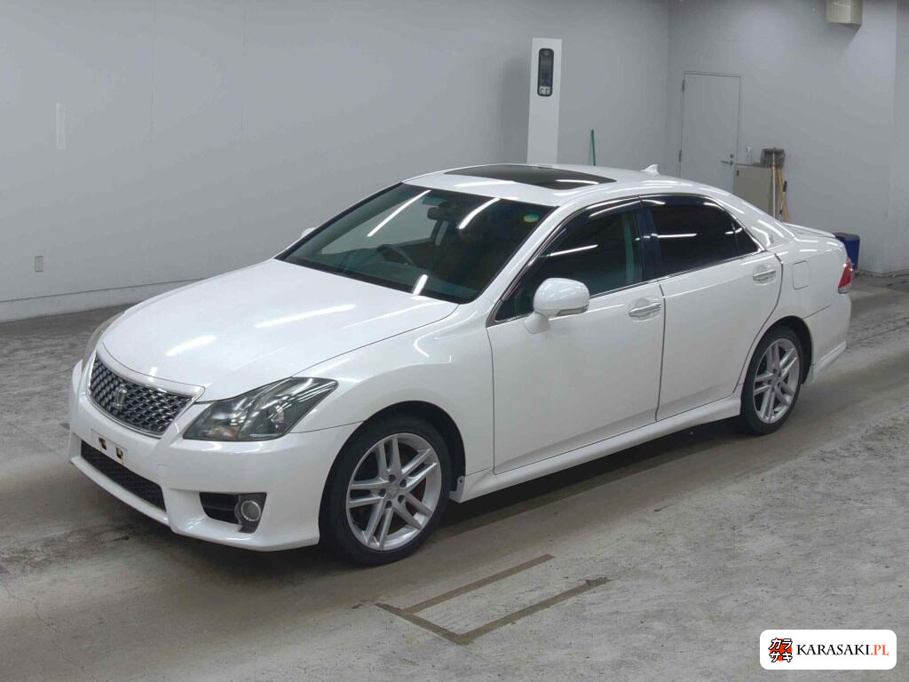 Toyota Crown 2010 z aukcji japońskiej