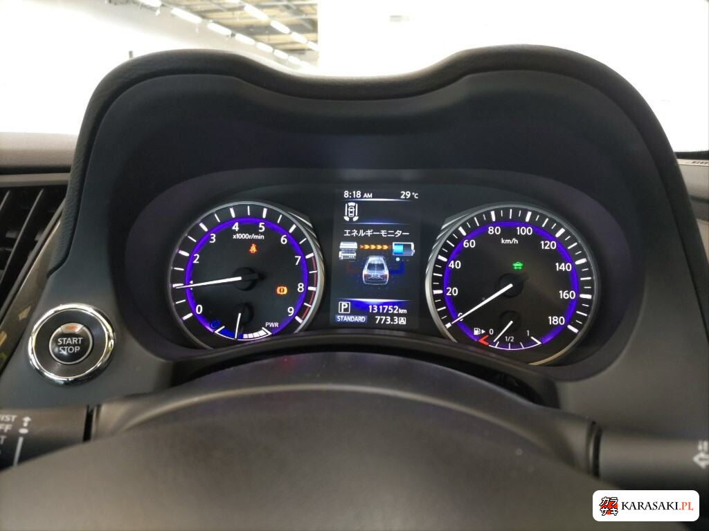 Nissan Skyline 2016 z aukcji japońskiej
