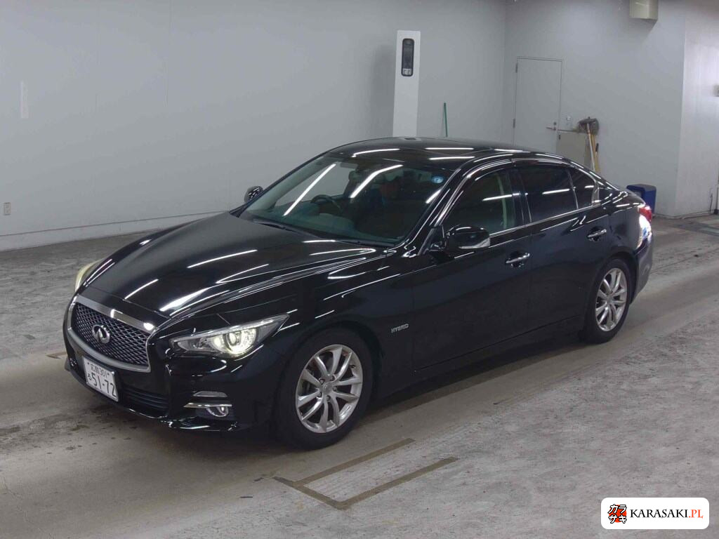 Nissan Skyline 2016 z aukcji japońskiej