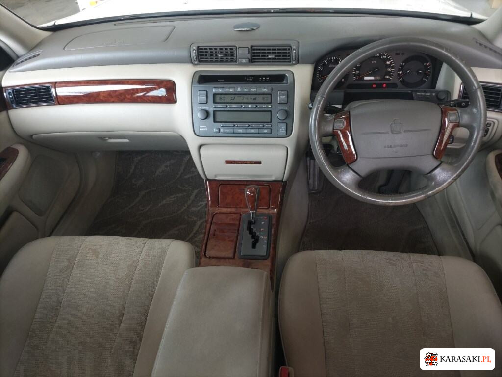 Toyota Crown 1999 z aukcji japońskiej