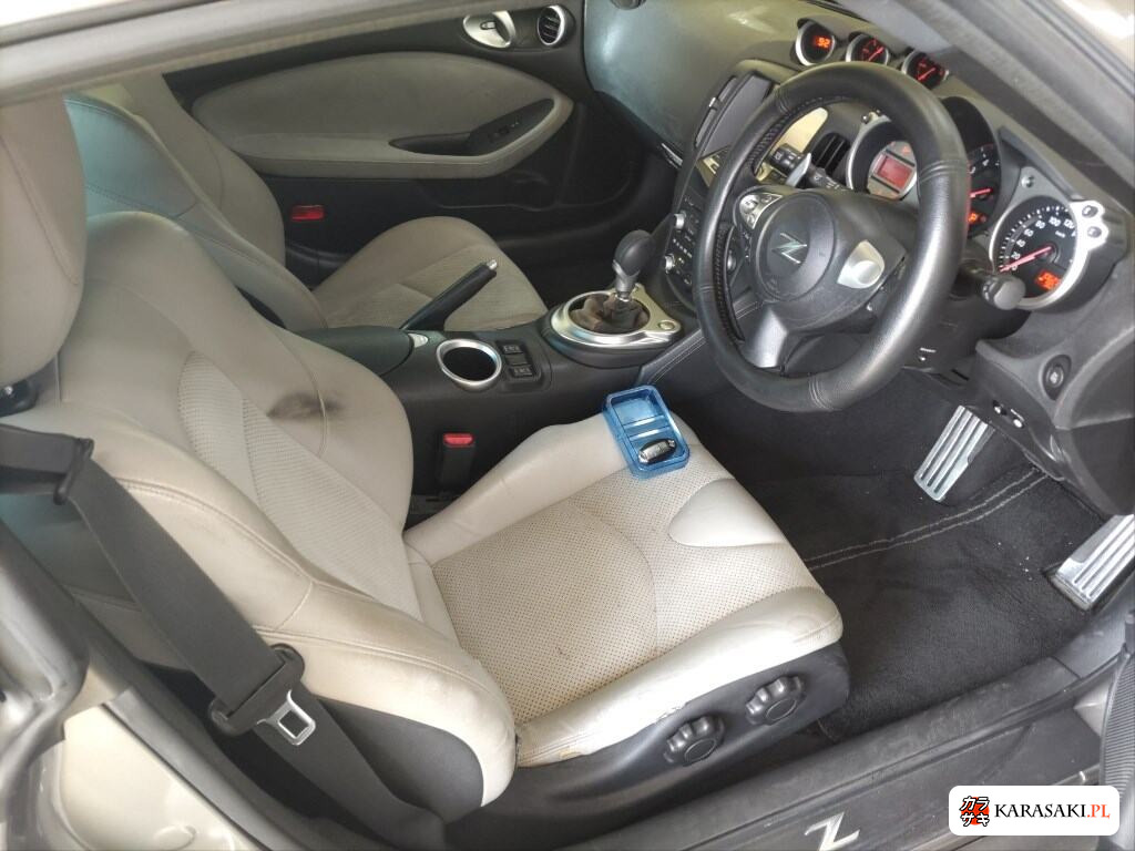 Nissan Fairlady Z 2009 z aukcji japońskiej