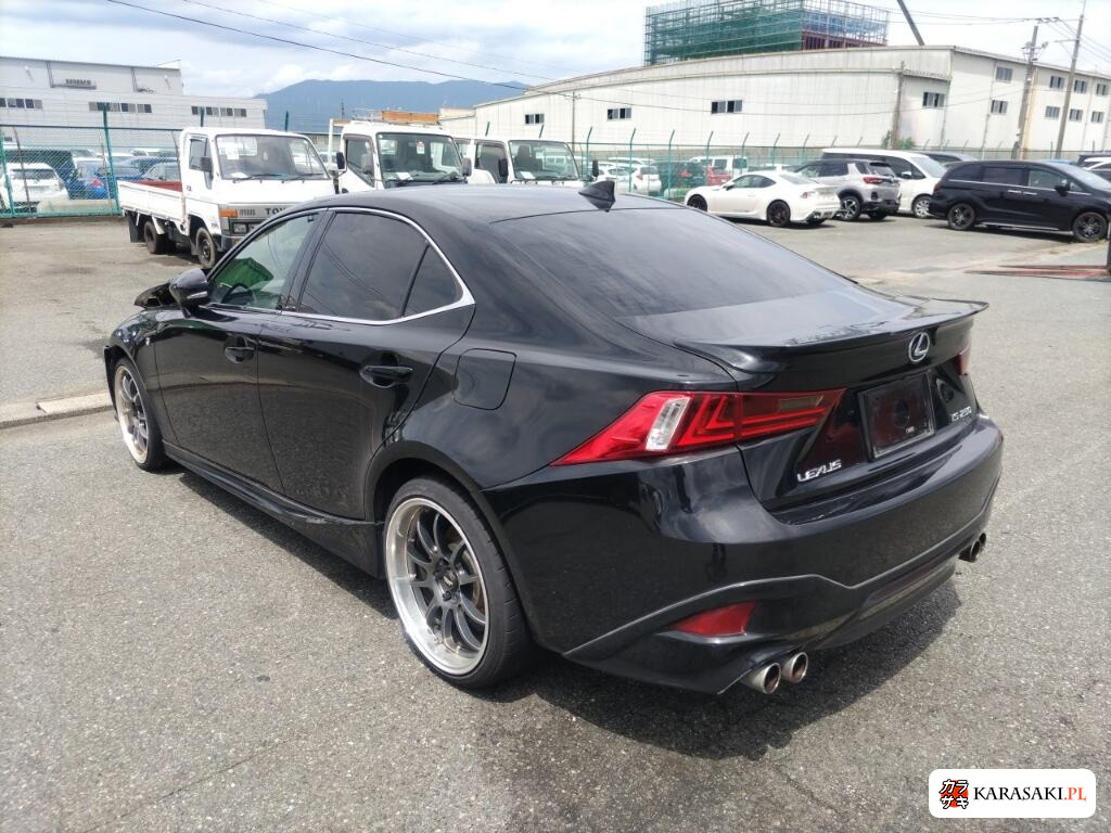 Lexus Is 2013 z aukcji japońskiej