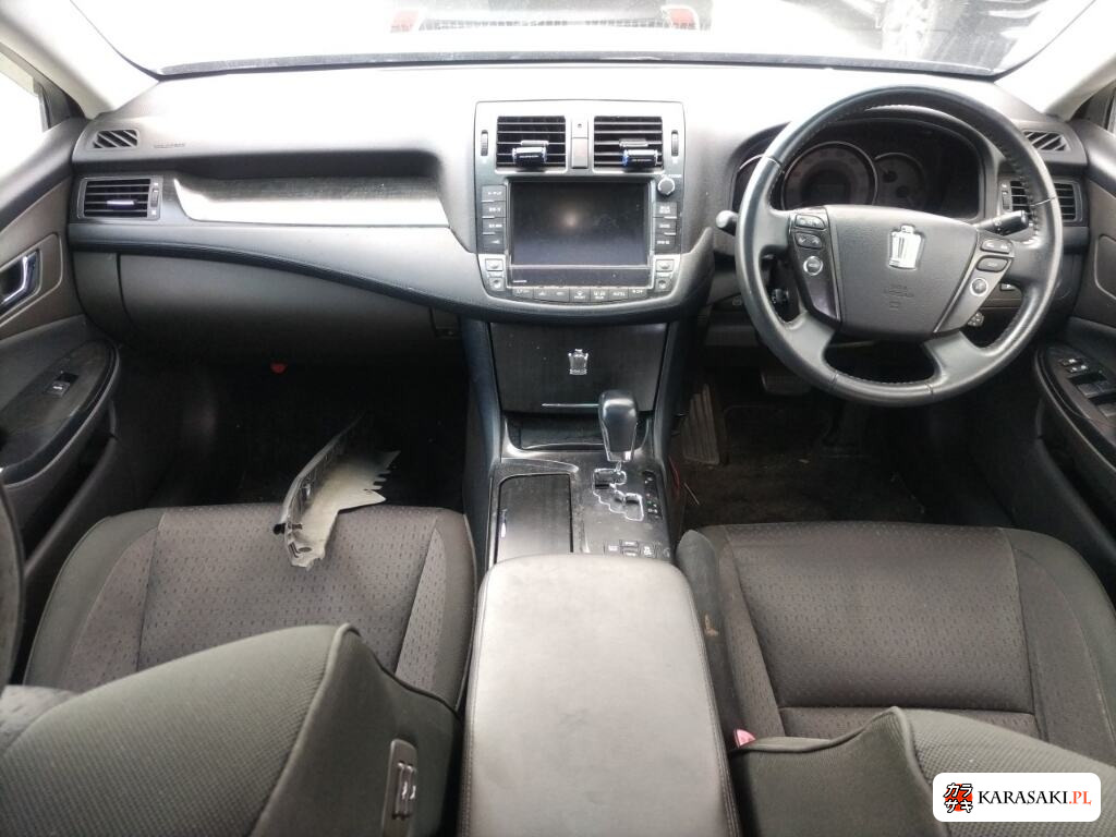 Toyota Crown 2008 z aukcji japońskiej