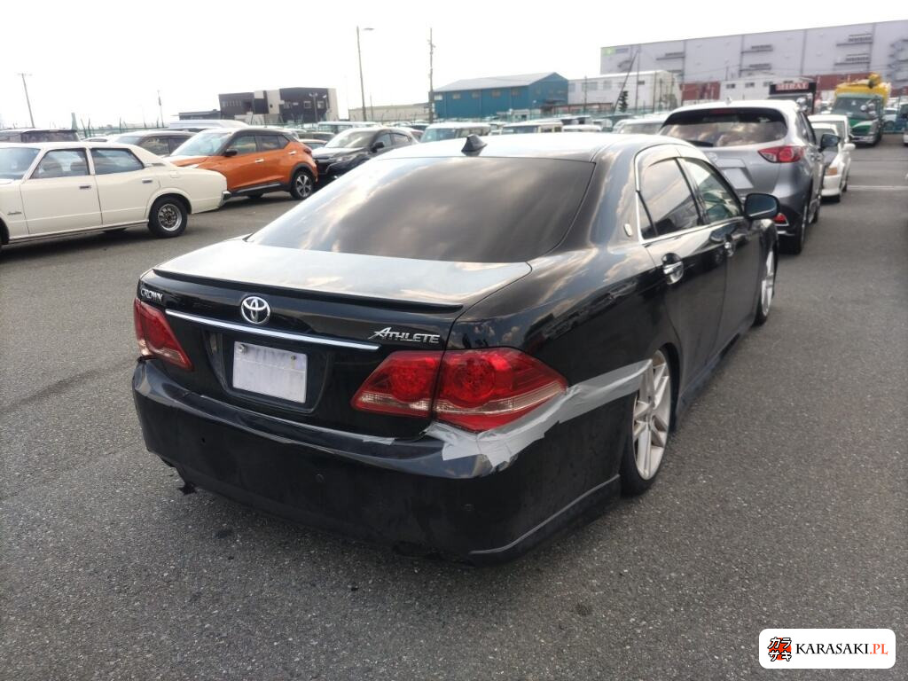 Toyota Crown 2008 z aukcji japońskiej