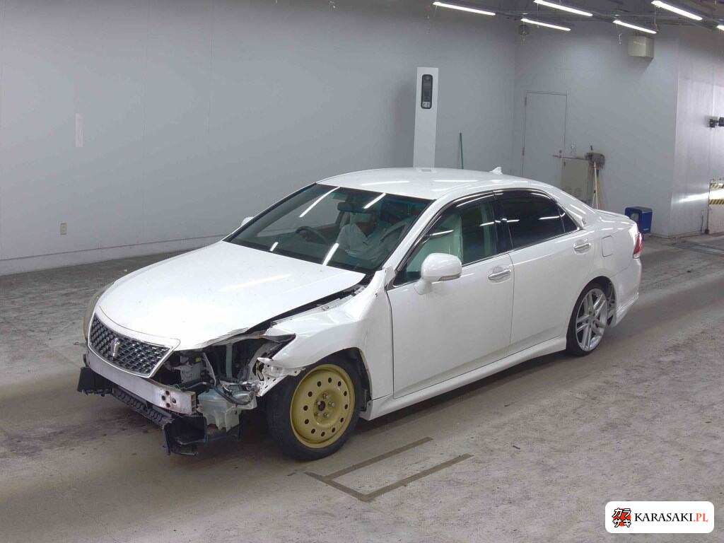 Toyota Crown 2010 z aukcji japońskiej