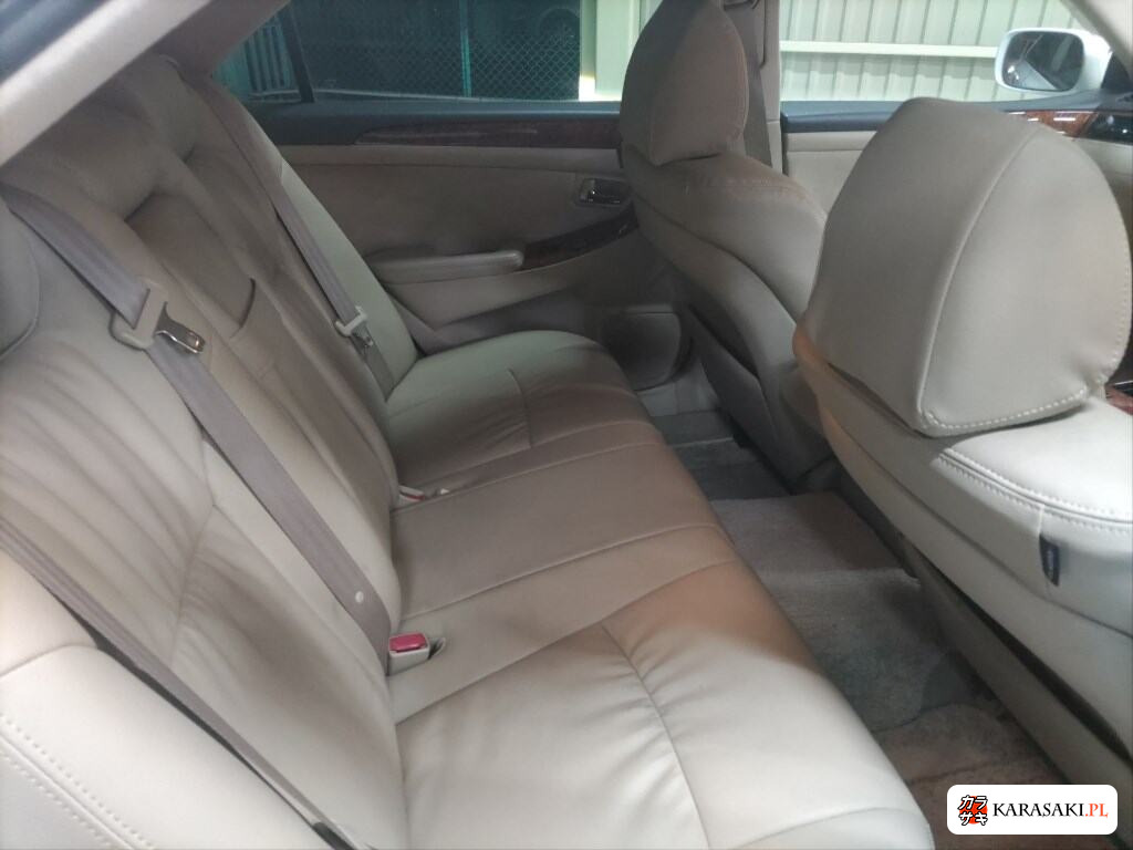 Toyota Crown 2005 z aukcji japońskiej