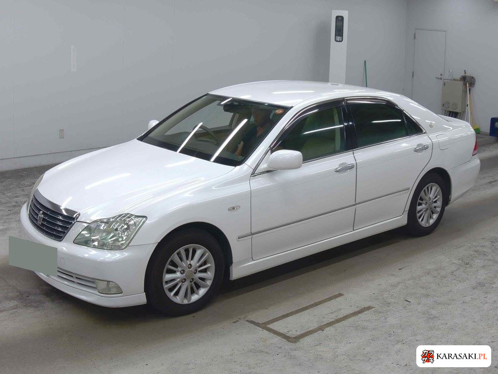 Toyota Crown 2005 z aukcji japońskiej