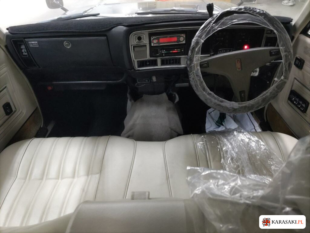 Toyota Crown 1974 z aukcji japońskiej
