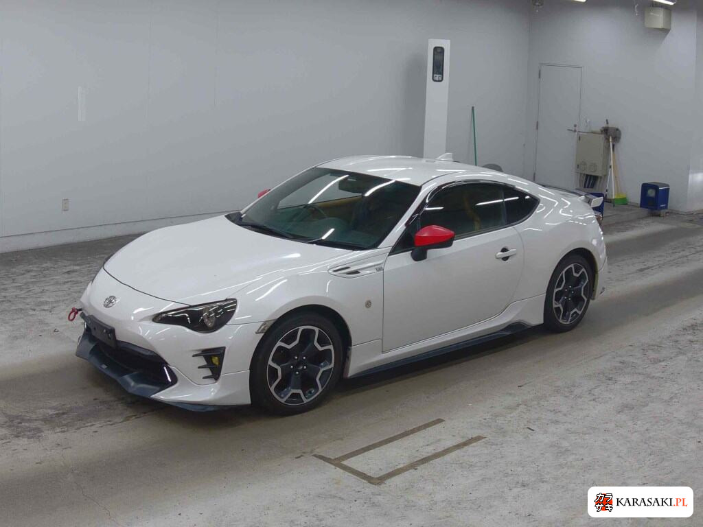 Toyota 86 2016 z aukcji japońskiej