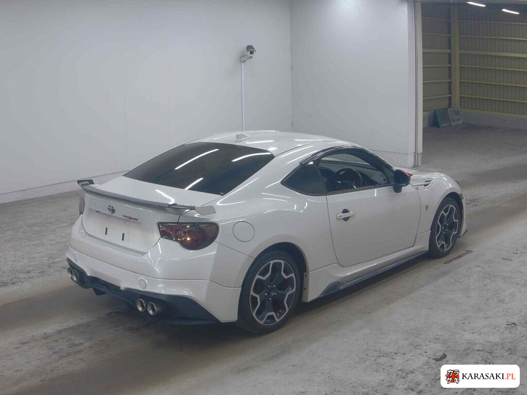 Toyota 86 2016 z aukcji japońskiej