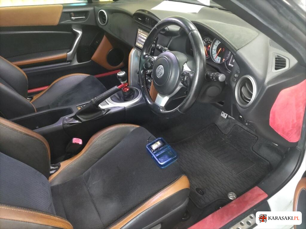 Toyota 86 2016 z aukcji japońskiej