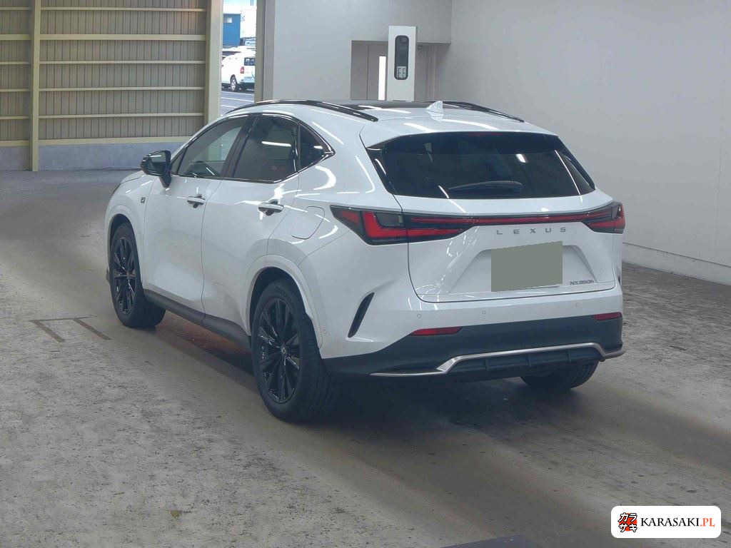 Lexus NX 2025 z aukcji japońskiej