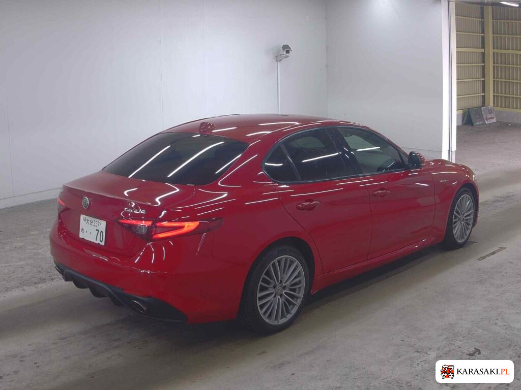 Alfa Romeo Giulia 2018 z aukcji japońskiej