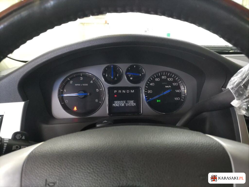 Cadillac Escalade 2013 z aukcji japońskiej