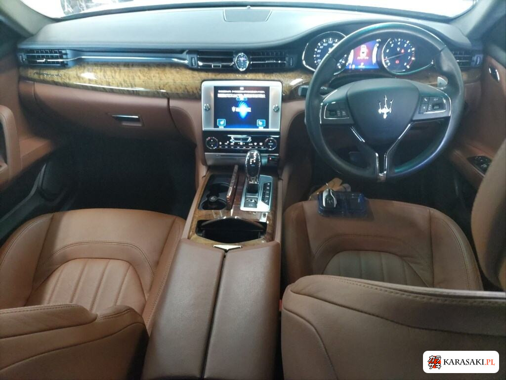 Maserati Quattroporte 2014 z aukcji japońskiej