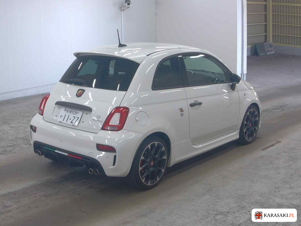 Abarth 595 2021 z aukcji japońskiej