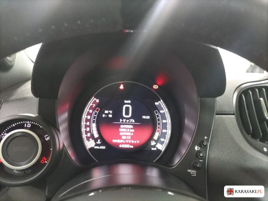 Abarth 595 2021 z aukcji japońskiej