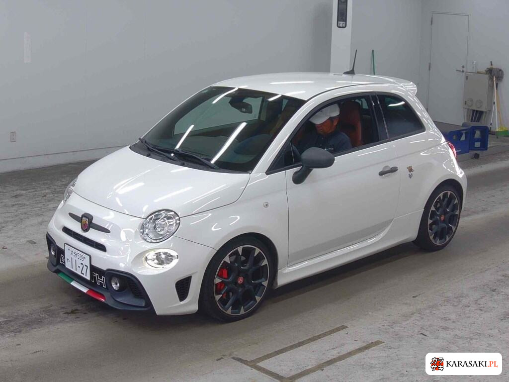 Abarth 595 2021 z aukcji japońskiej