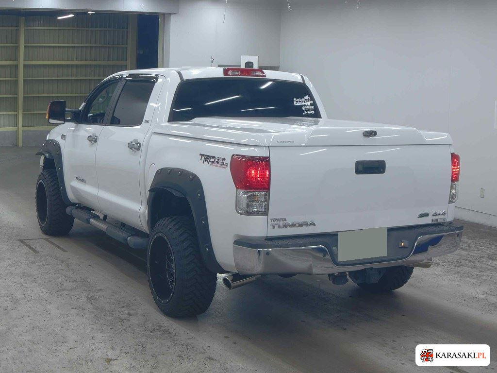 America Toyota Tundra 2009 z aukcji japońskiej