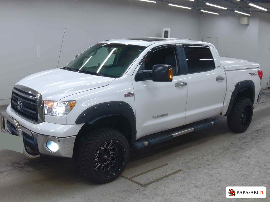 America Toyota Tundra 2009 z aukcji japońskiej