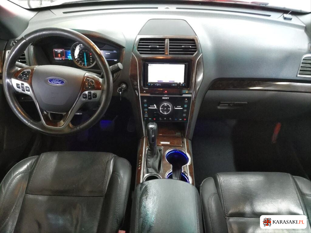 Ford Explorer 2015 z aukcji japońskiej