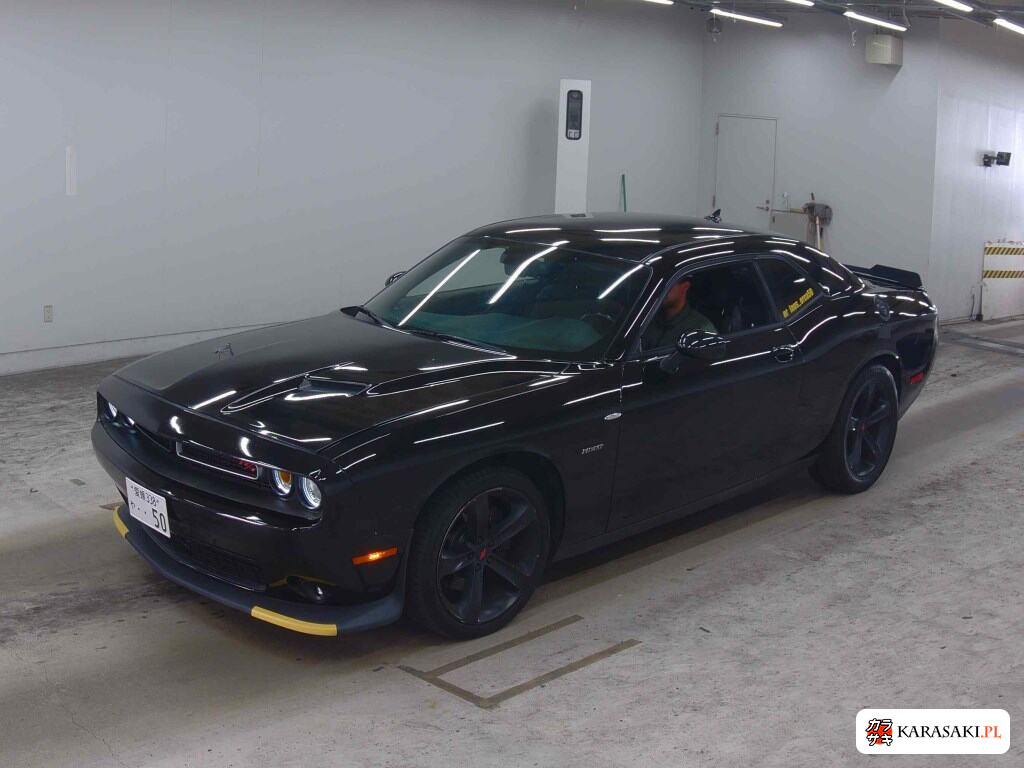 Dodge Challenger 2023 z aukcji japońskiej