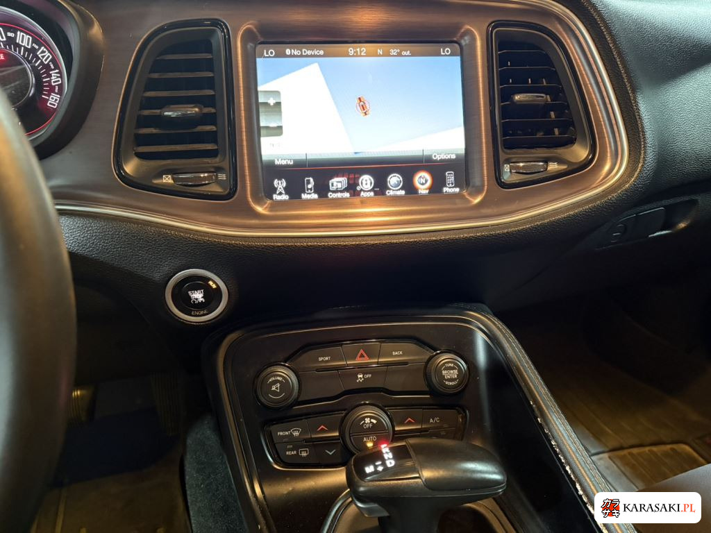 Dodge Challenger 2023 з японського аукціону
