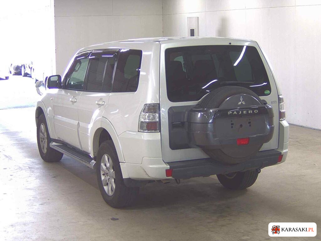 Mitsubishi Pajero 2013 z aukcji japońskiej
