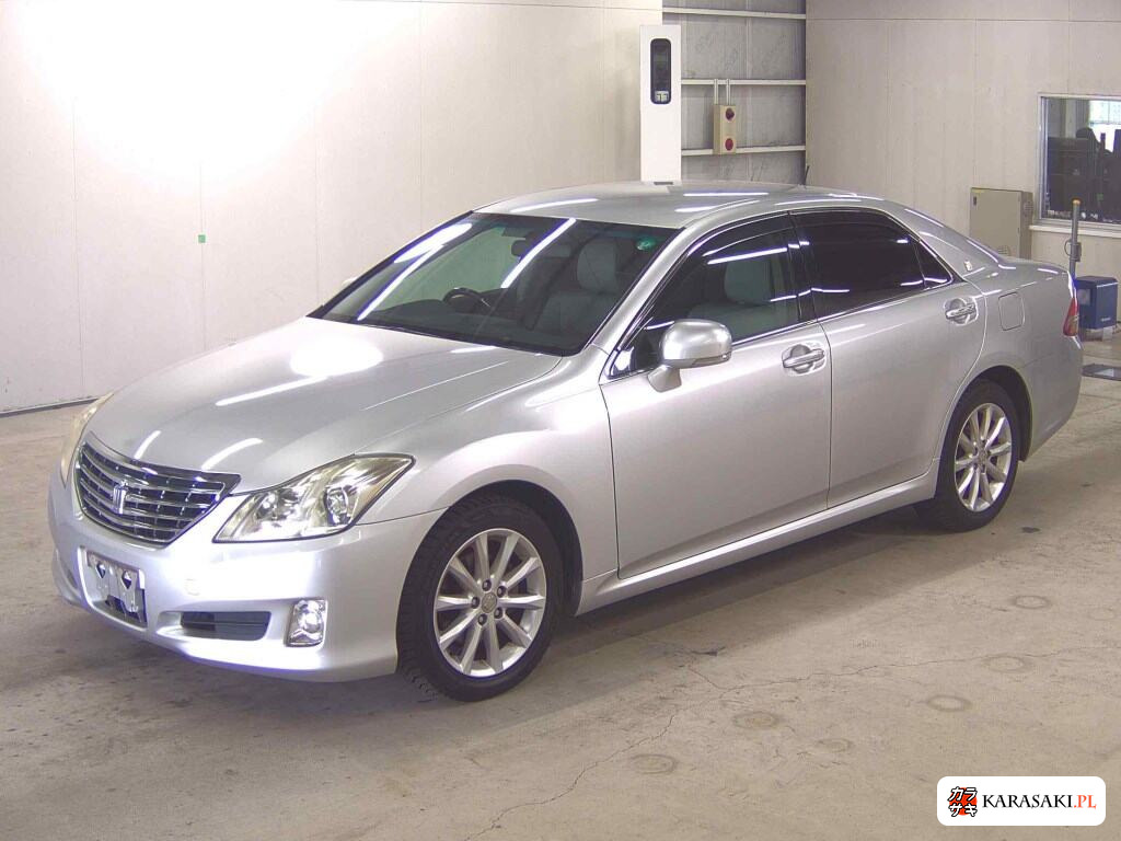 Toyota Crown 2009 z aukcji japońskiej